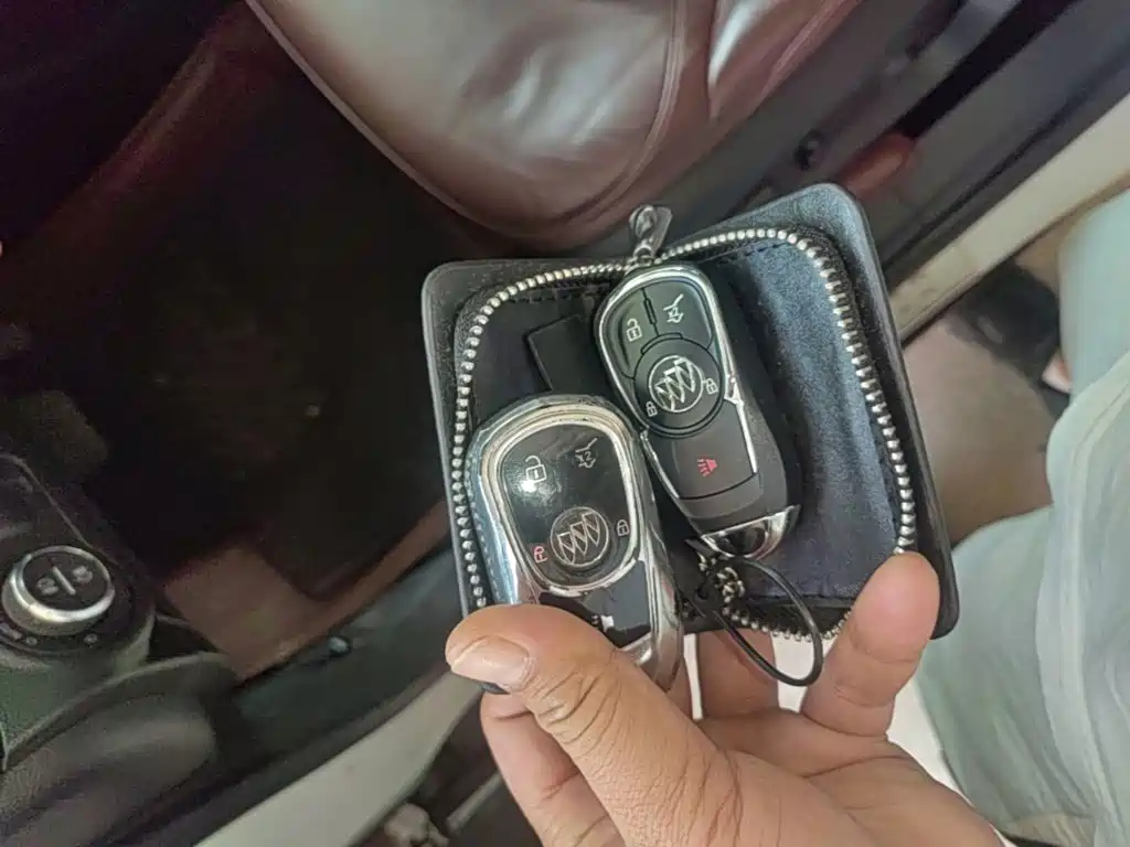Buick Envision Plus — миниатюра 9