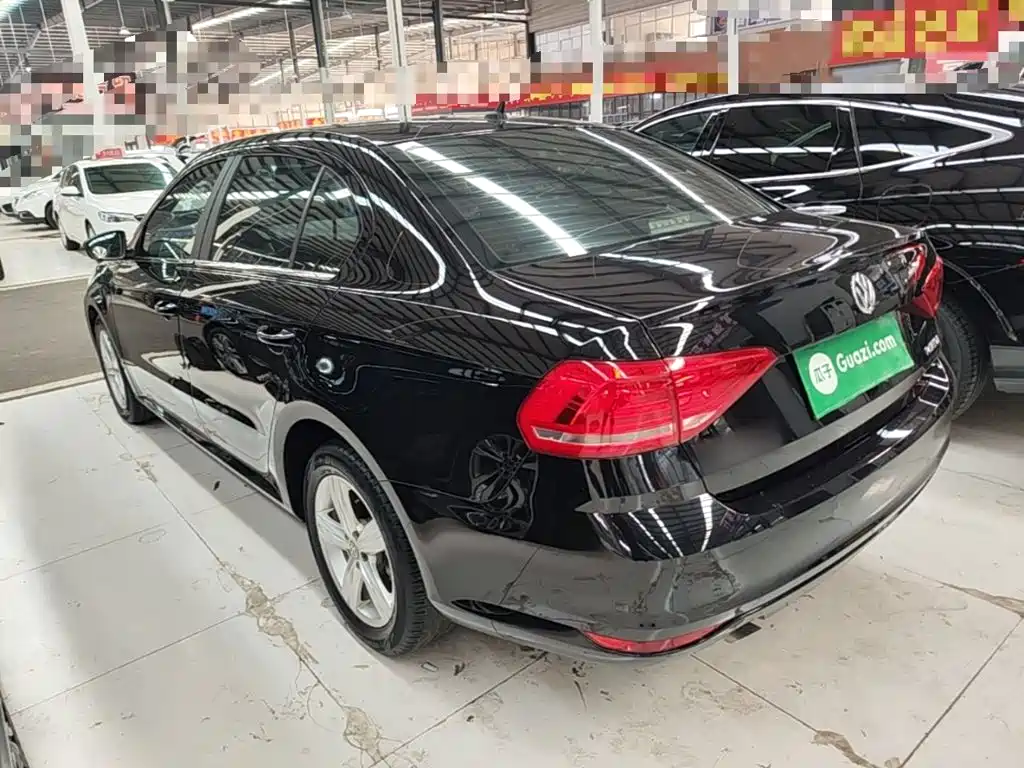 Volkswagen Lavida — миниатюра 5