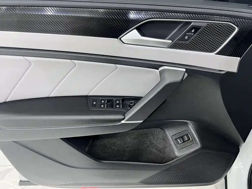 Volkswagen Tayron 2023 280TSI Luxury Plus