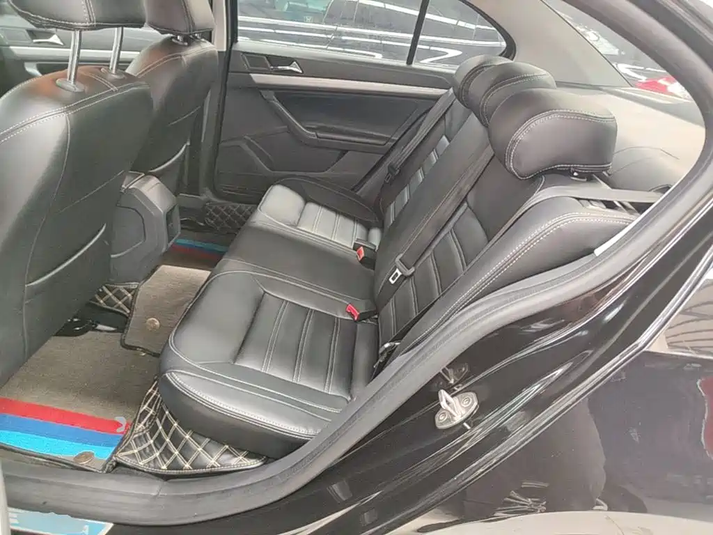 Volkswagen Lavida — миниатюра 17
