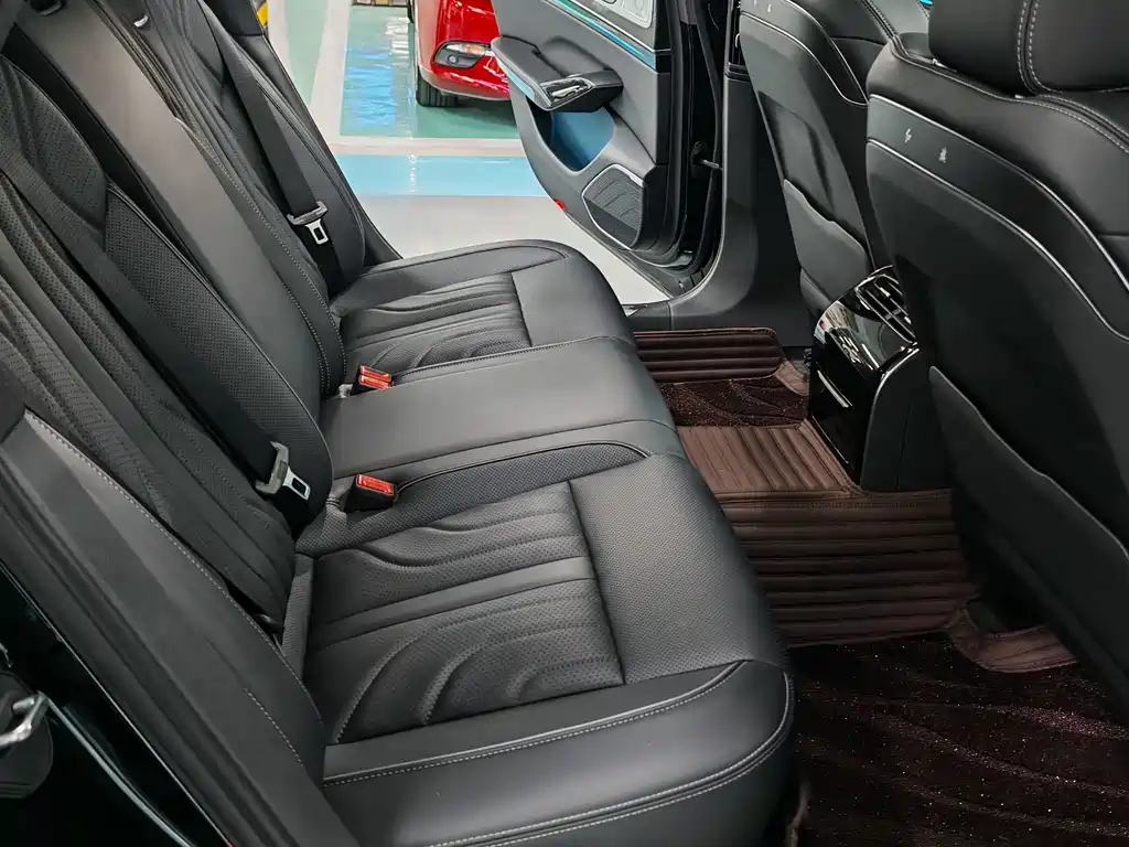 Hongqi Hongqi H9 — миниатюра 7