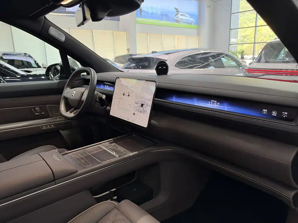 NIO ES8 — миниатюра 12