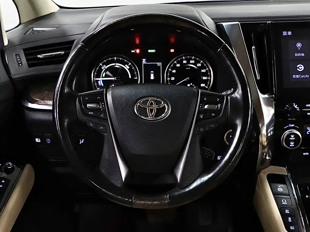 Toyota Vellfire — миниатюра 10
