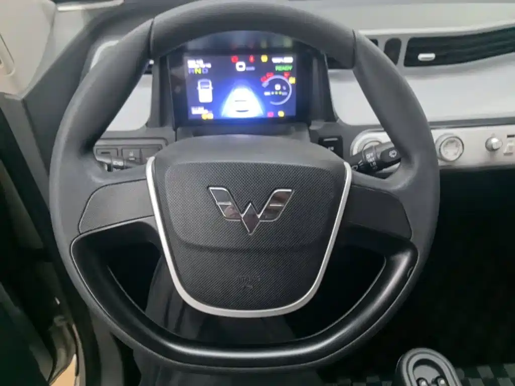 Wuling MINIEV — миниатюра 11