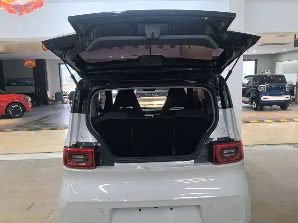 Wuling MINIEV — миниатюра 19