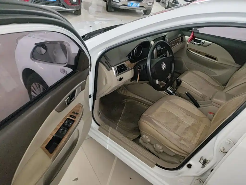 Buick Excelle — миниатюра 16