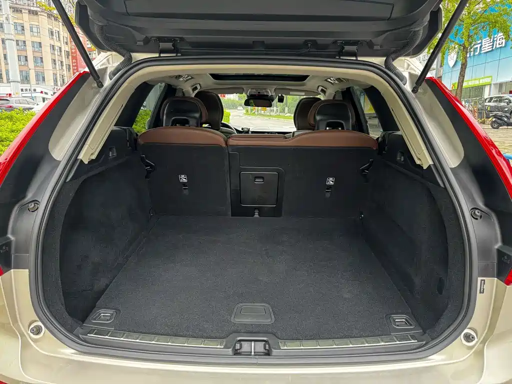 Volvo XC60 — миниатюра 27