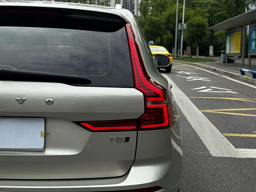 Volvo XC60 — миниатюра 28