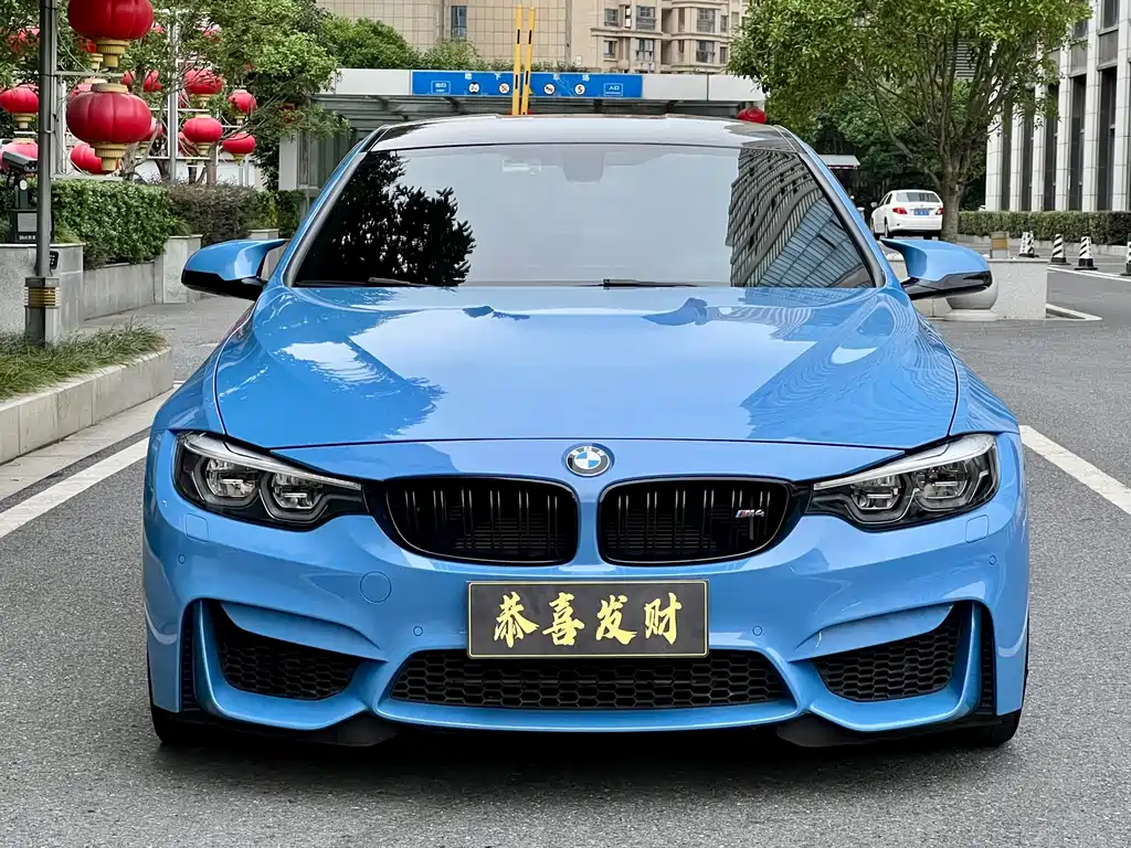 BMW M4 — миниатюра 4