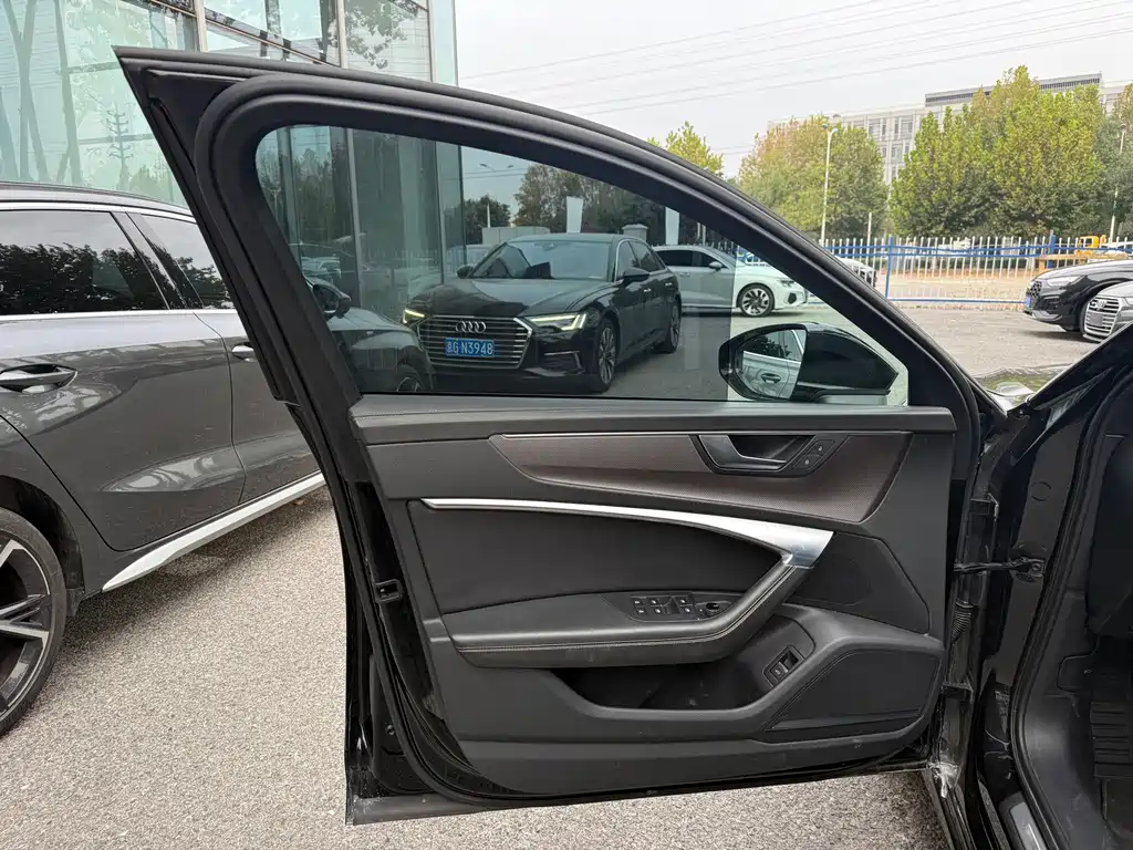 Audi A6L — миниатюра 13