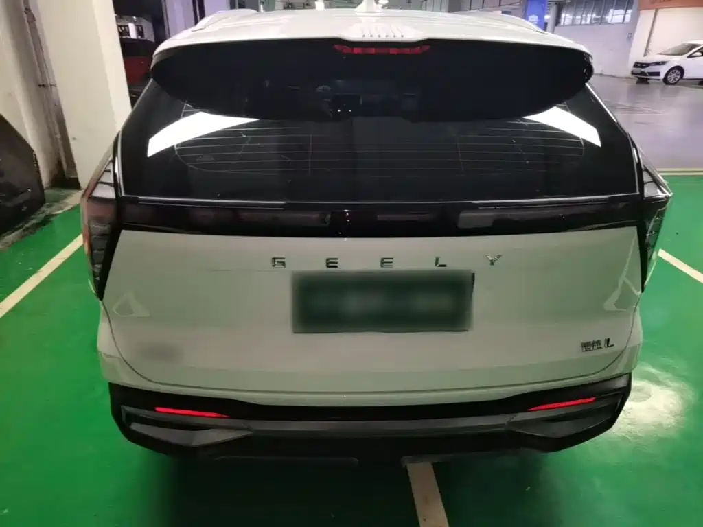 Geely Boyue L — миниатюра 6