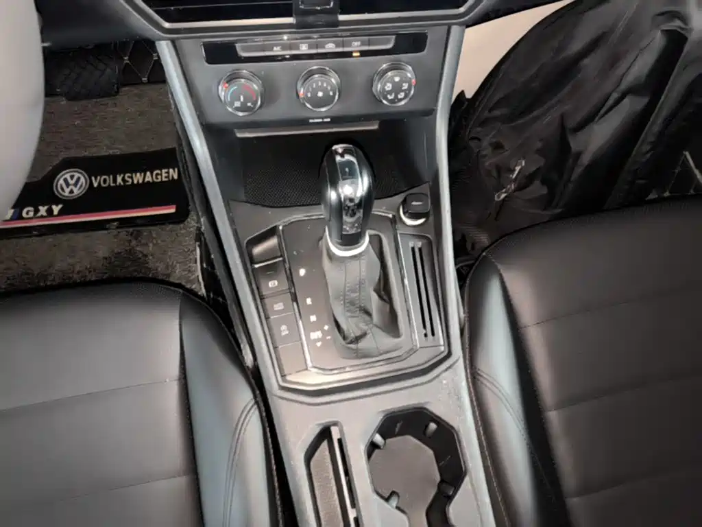 Volkswagen Lavida — миниатюра 14
