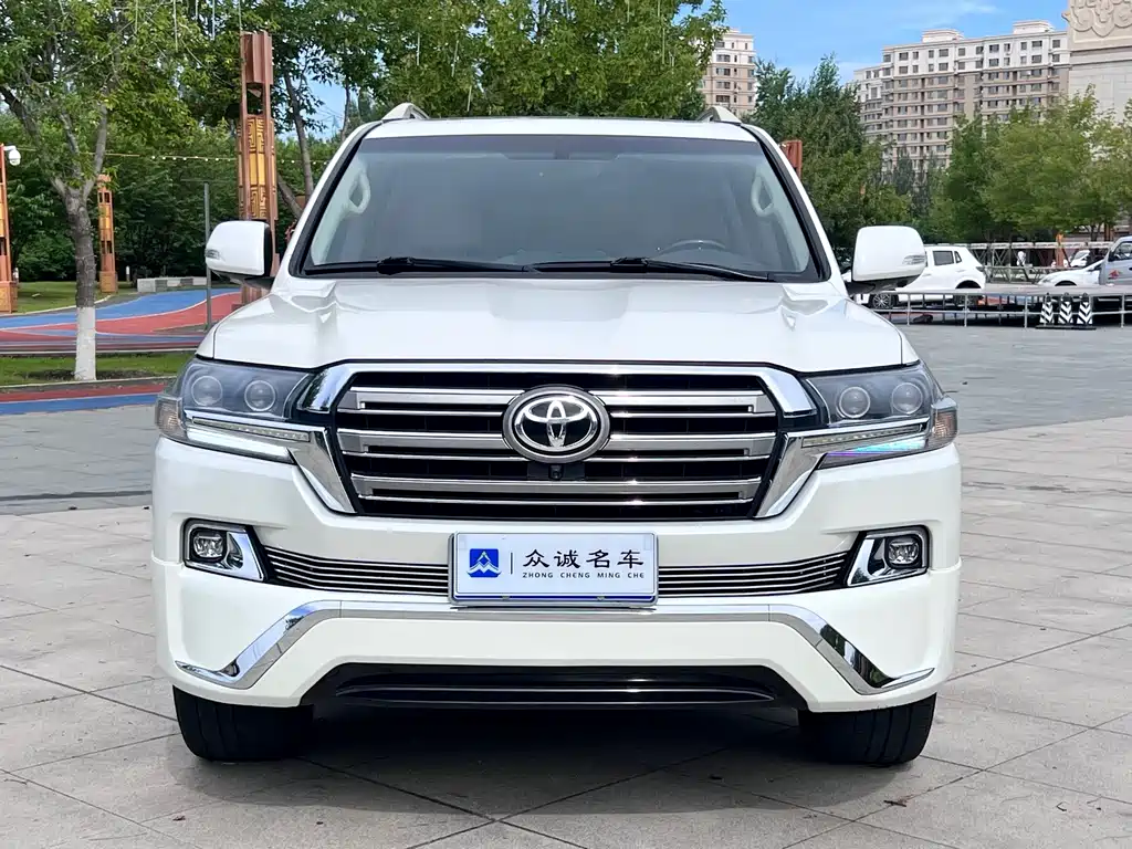 Toyota Land Cruiser 2019 4.0L AT