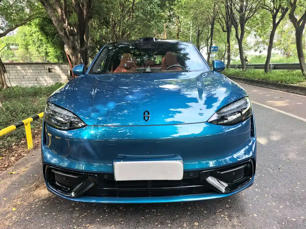 AITO AITO M6 — миниатюра 2
