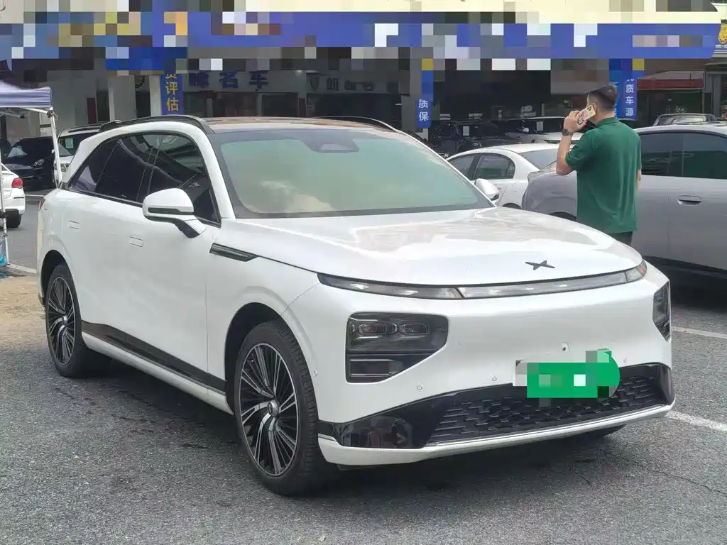 XPeng G9 — миниатюра 3