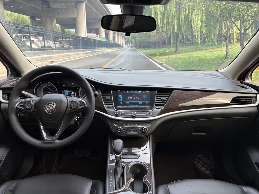 Buick Verano — миниатюра 5