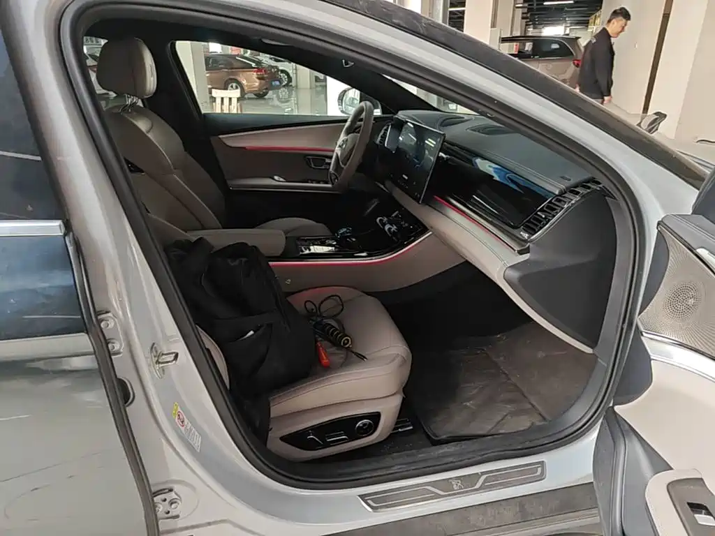 BYD Han — миниатюра 25