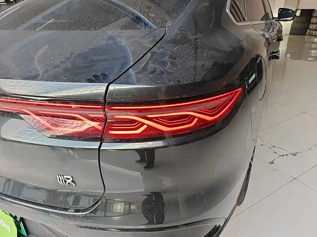 BYD Han — миниатюра 8