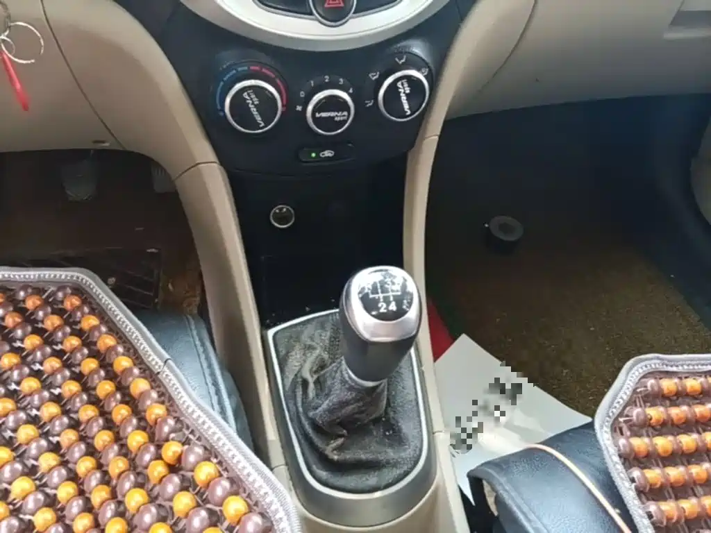 Hyundai Verna — миниатюра 14