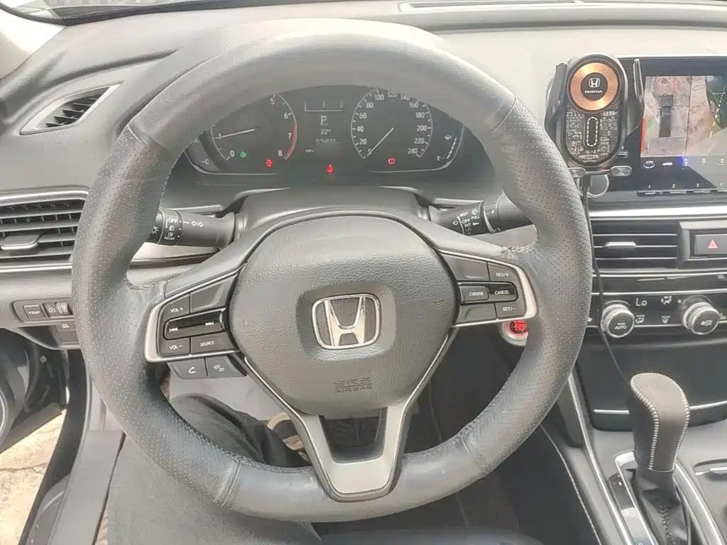 Honda Inspire — миниатюра 11
