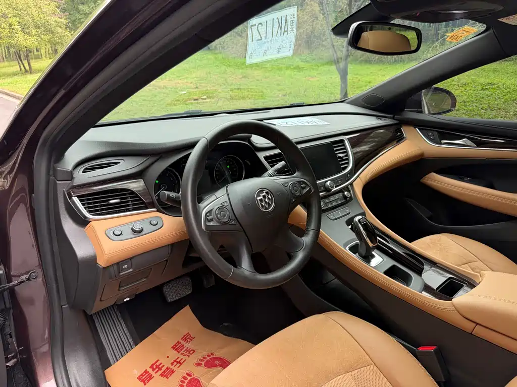 Buick LaCrosse — миниатюра 9