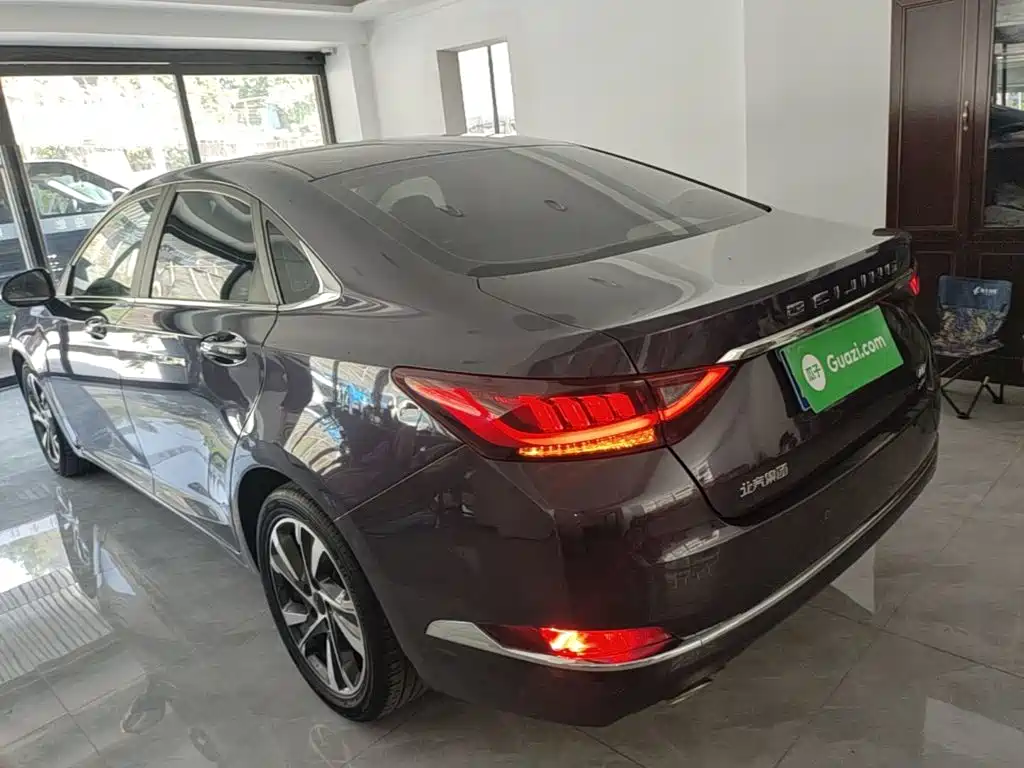 BAIC U7 — миниатюра 5