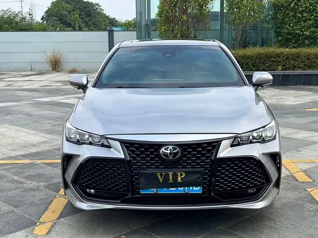 Toyota Avalon — миниатюра 2