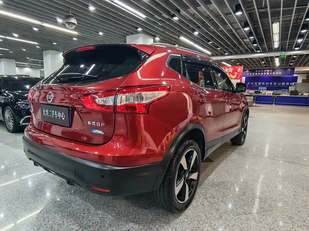 Nissan Qashqai — миниатюра 17