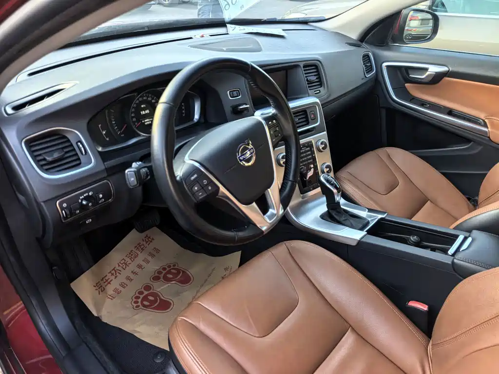 Volvo S60 — миниатюра 7