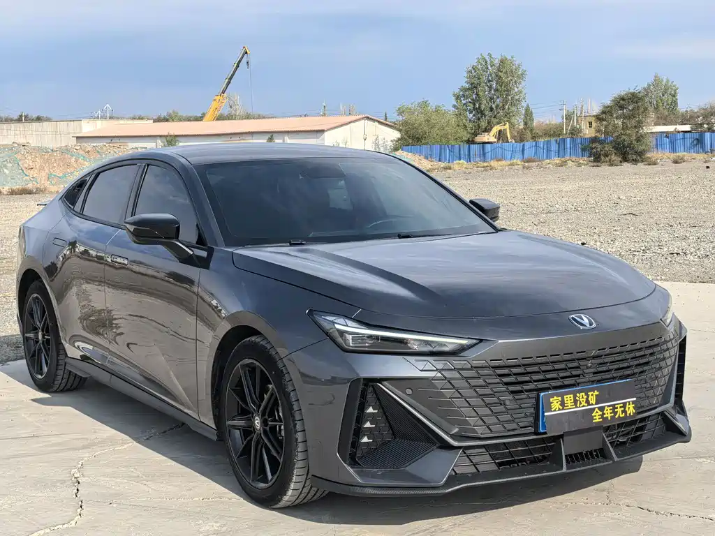 Changan UNI-V — миниатюра 3