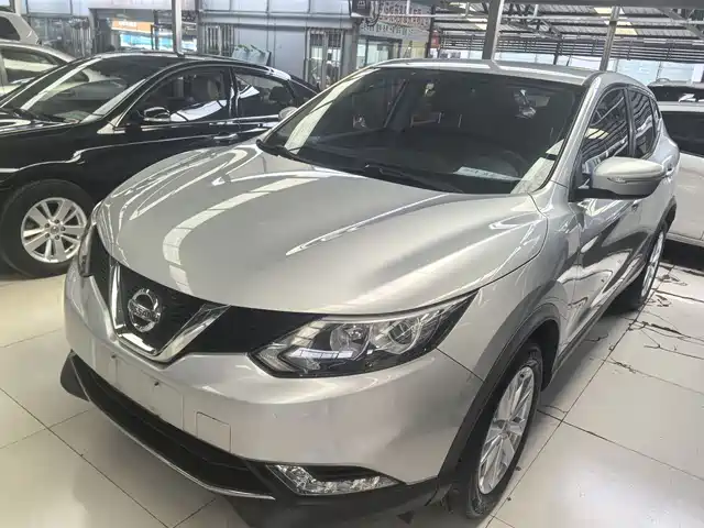 NISSAN QASHQAI 2016