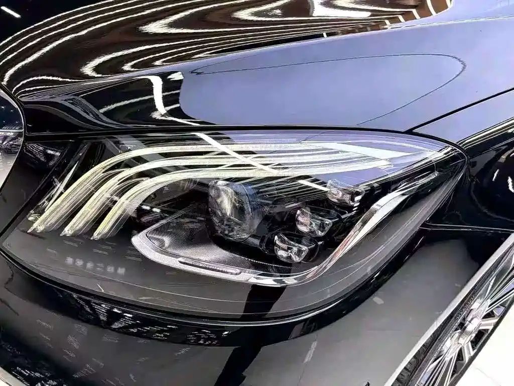 Mercedes-Benz S-Class — миниатюра 5