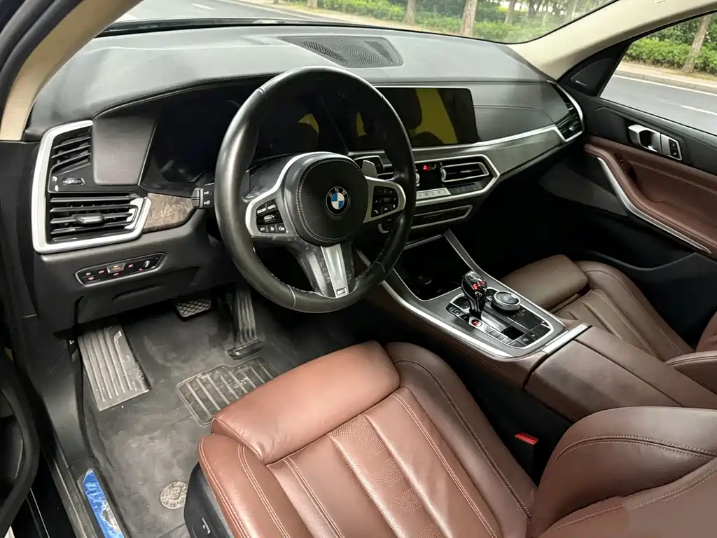 BMW X5 2022 xDrive40i M Sport