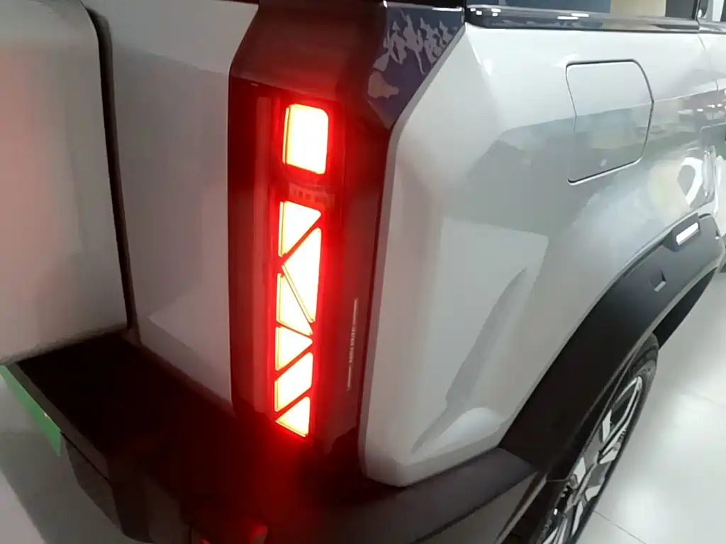 iCAR iCAR 03 — миниатюра 8