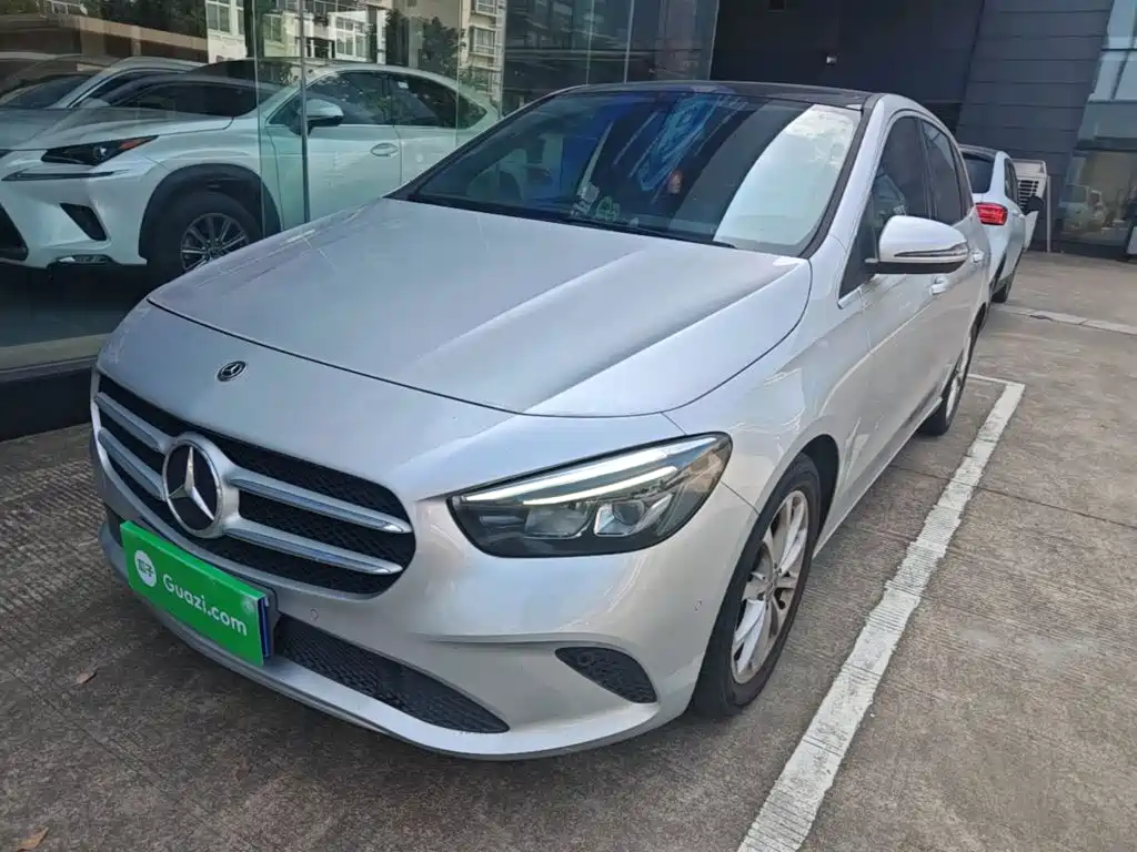 Mercedes-Benz B-Class — миниатюра 2