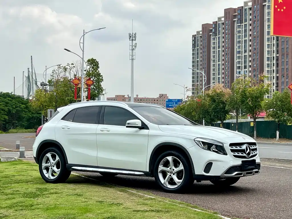 Mercedes-Benz GLA — миниатюра 3