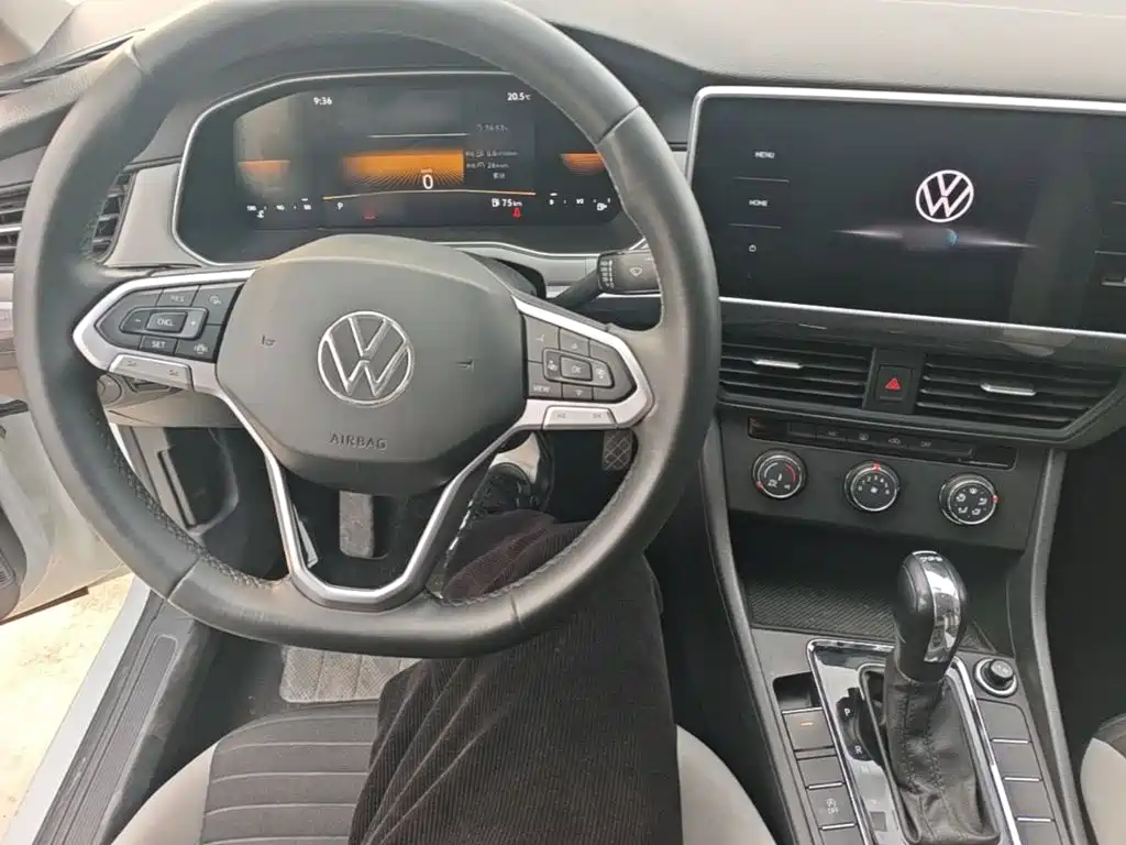 Volkswagen Bora — миниатюра 10