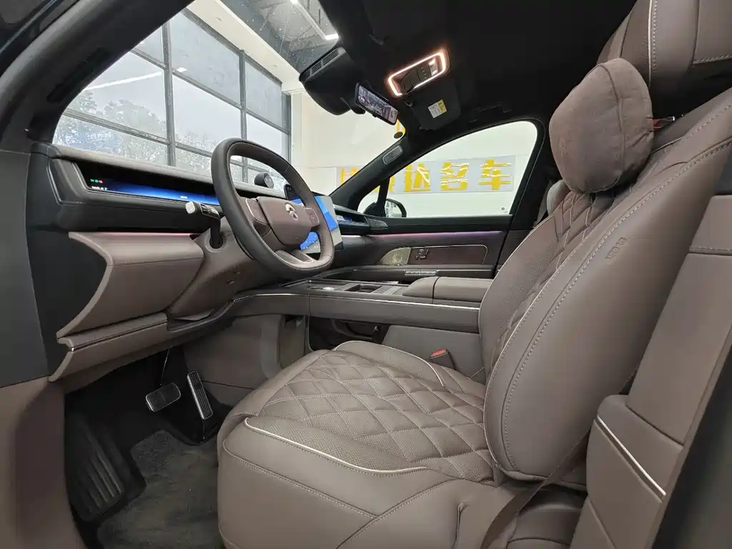 NIO ES8 2026 мест Executive Luxury