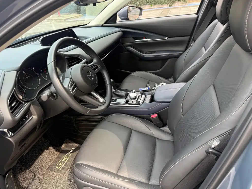 Mazda CX-30 — миниатюра 9