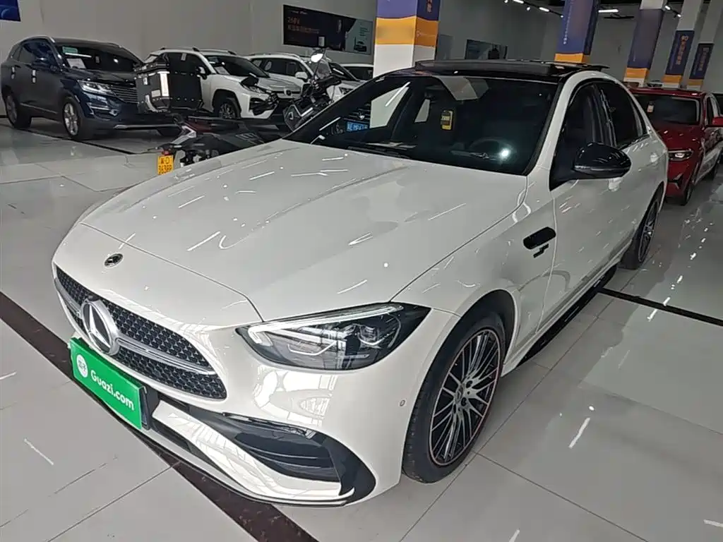 Mercedes-Benz C-Class 2024