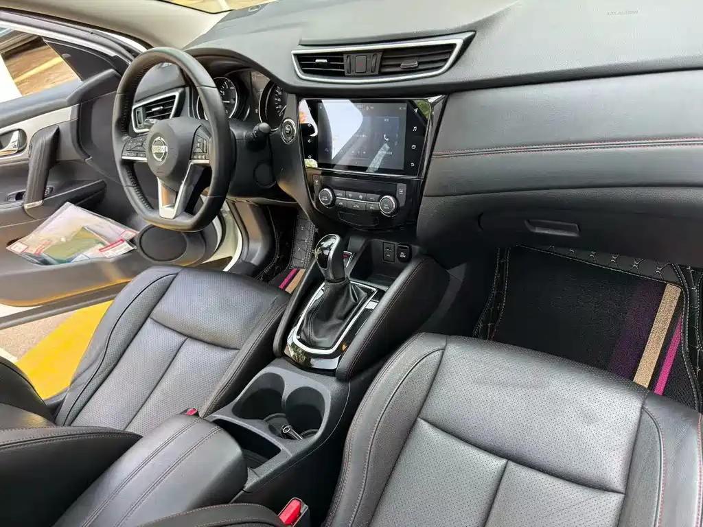 Nissan Qashqai — миниатюра 7