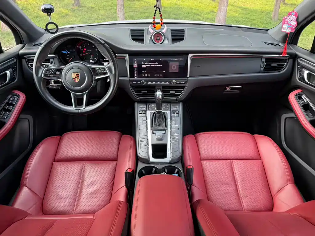 Porsche Macan — миниатюра 4