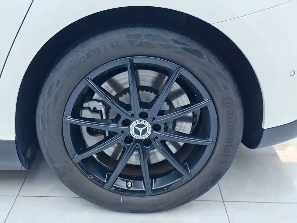 Mercedes-Benz EQE — миниатюра 6