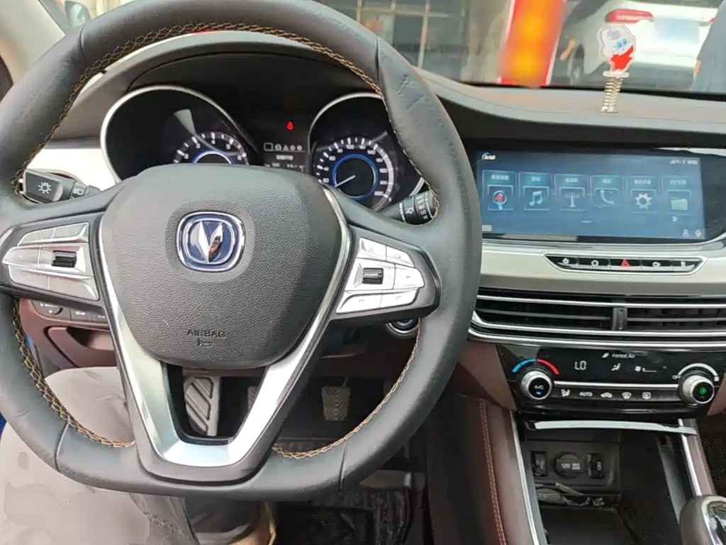 Changan Eado — миниатюра 10