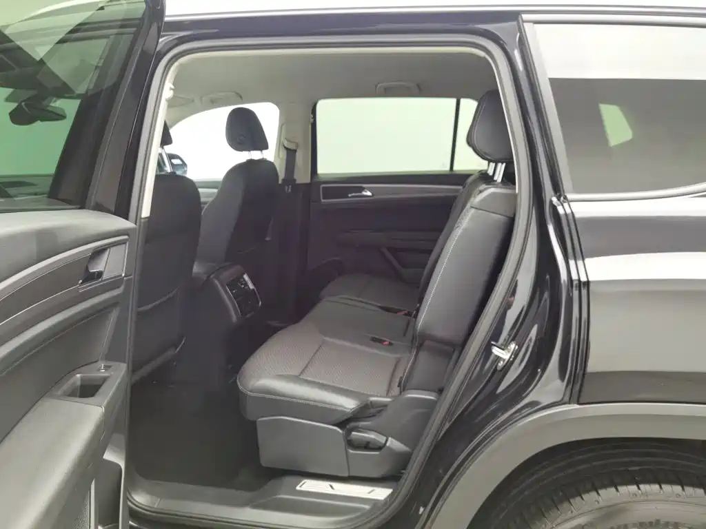 Volkswagen Teramont — миниатюра 15