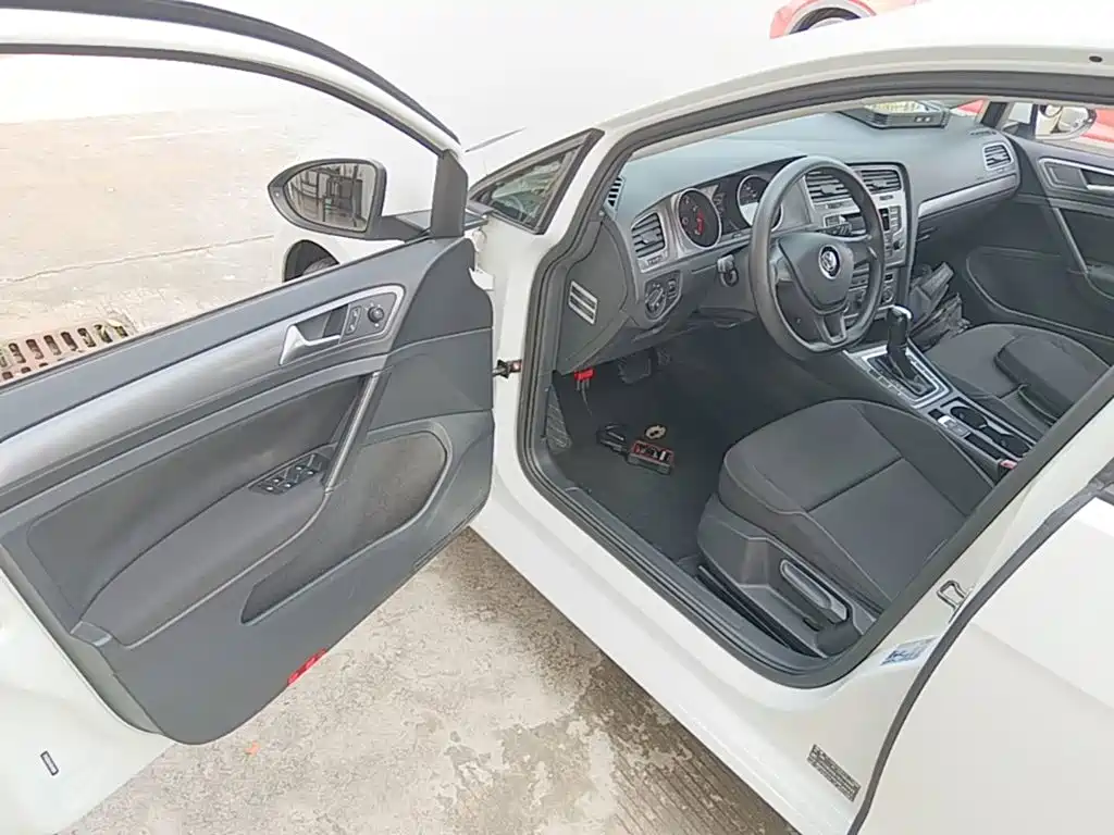 Volkswagen Golf — миниатюра 16