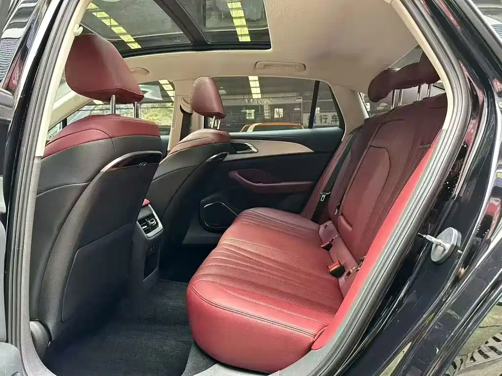 Hongqi Hongqi H5 — миниатюра 5