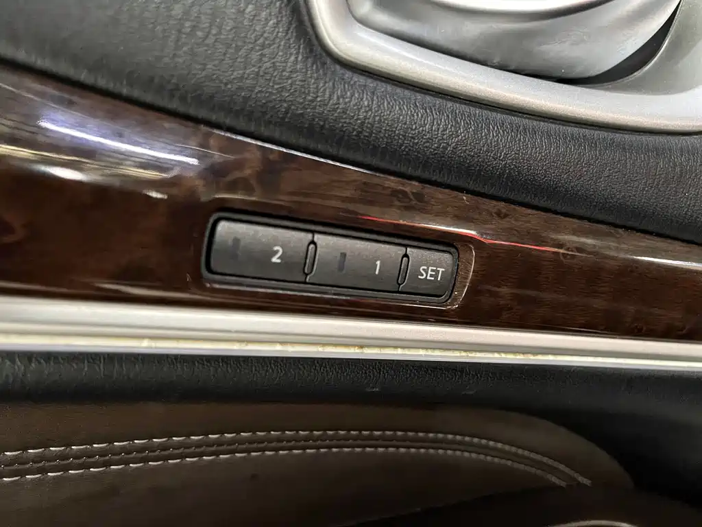 Infiniti QX60 (Import) — миниатюра 13