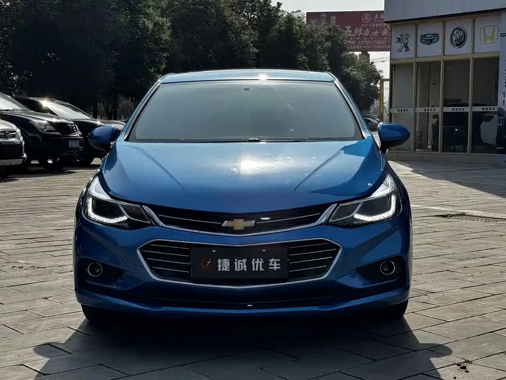 CHEVROLET CRUZE
