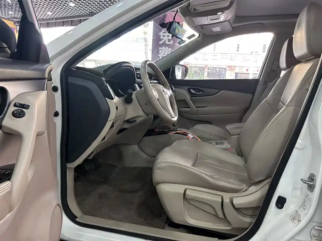 Nissan X-Trail — миниатюра 5